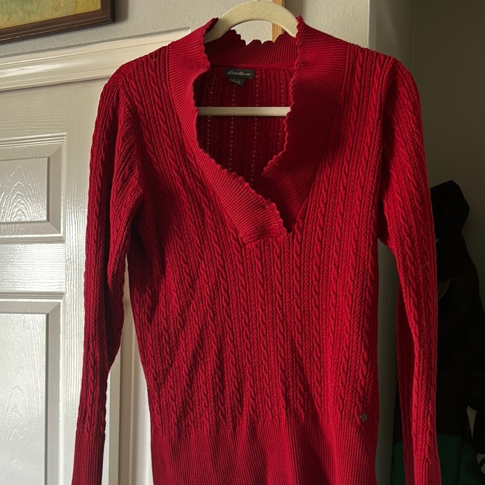 Eddie Bauer Red Cable Knit Sweater‎